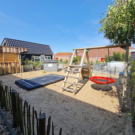 Wellness Chalet Met Jacuzzi, Sauna, Omheinde Tuin, Sint Annaland Esterno foto